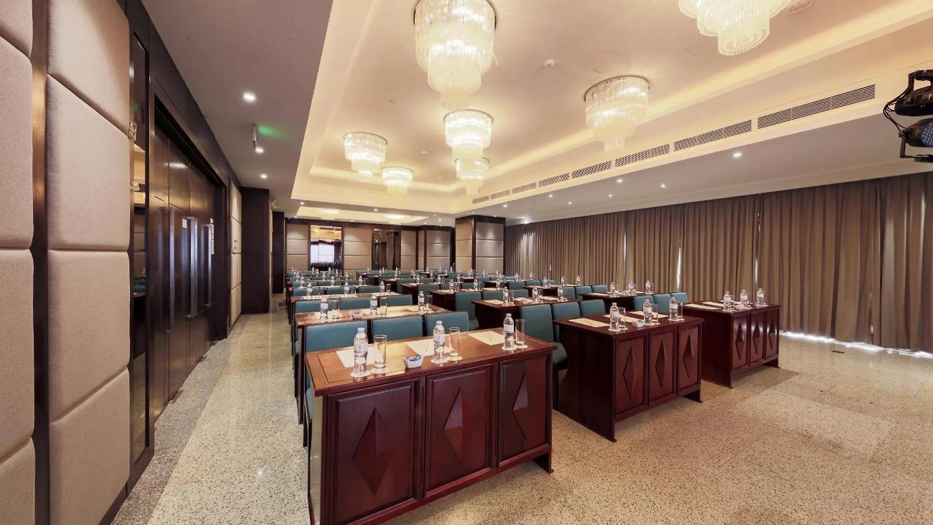 Green Beach Hotel Nha Trang
