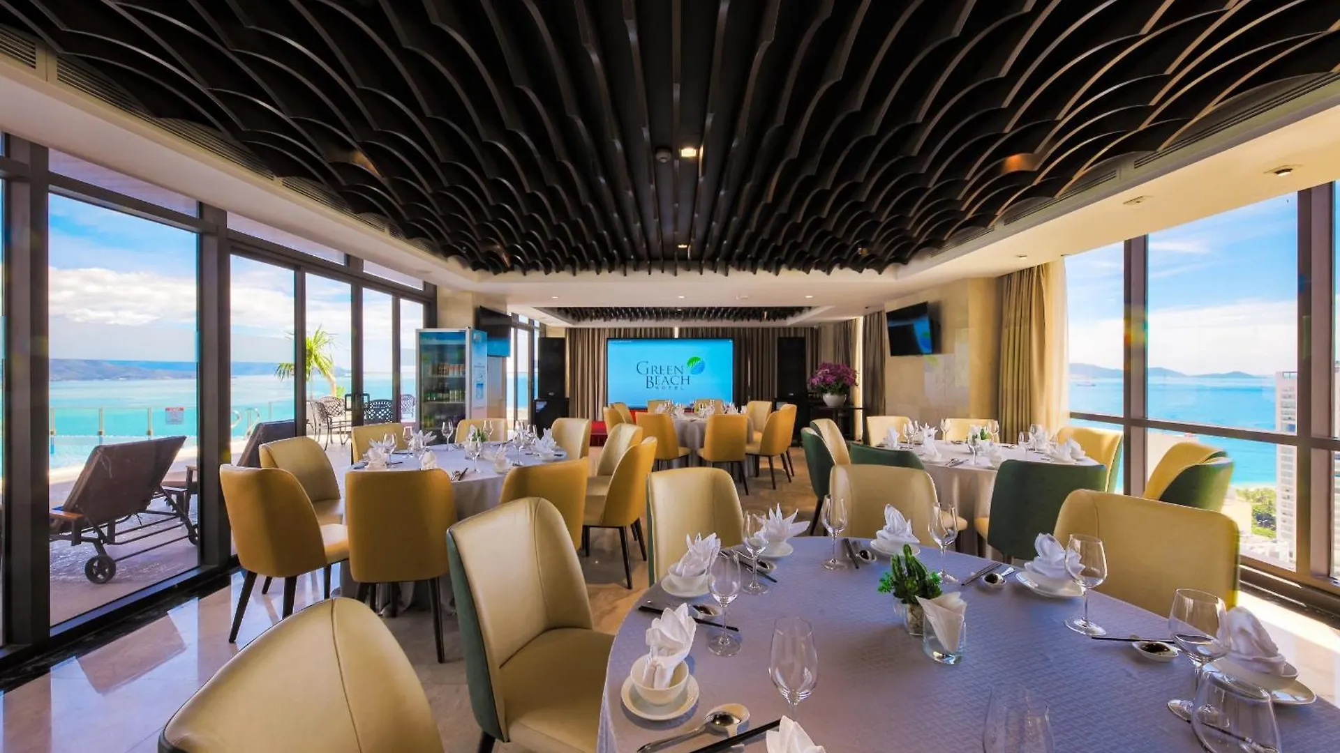 Green Beach Hotel Nha Trang