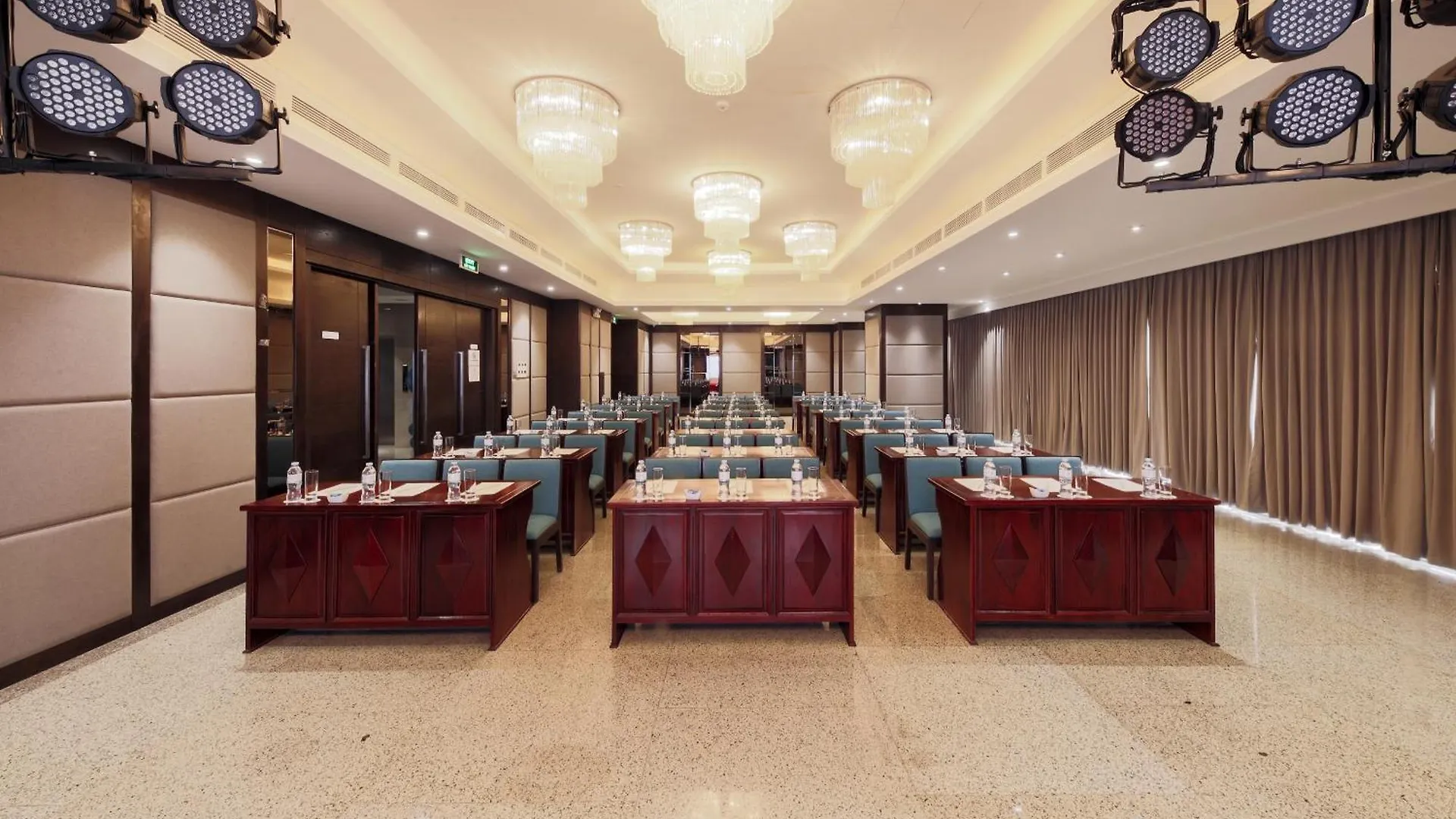 Green Beach Hotel Nha Trang