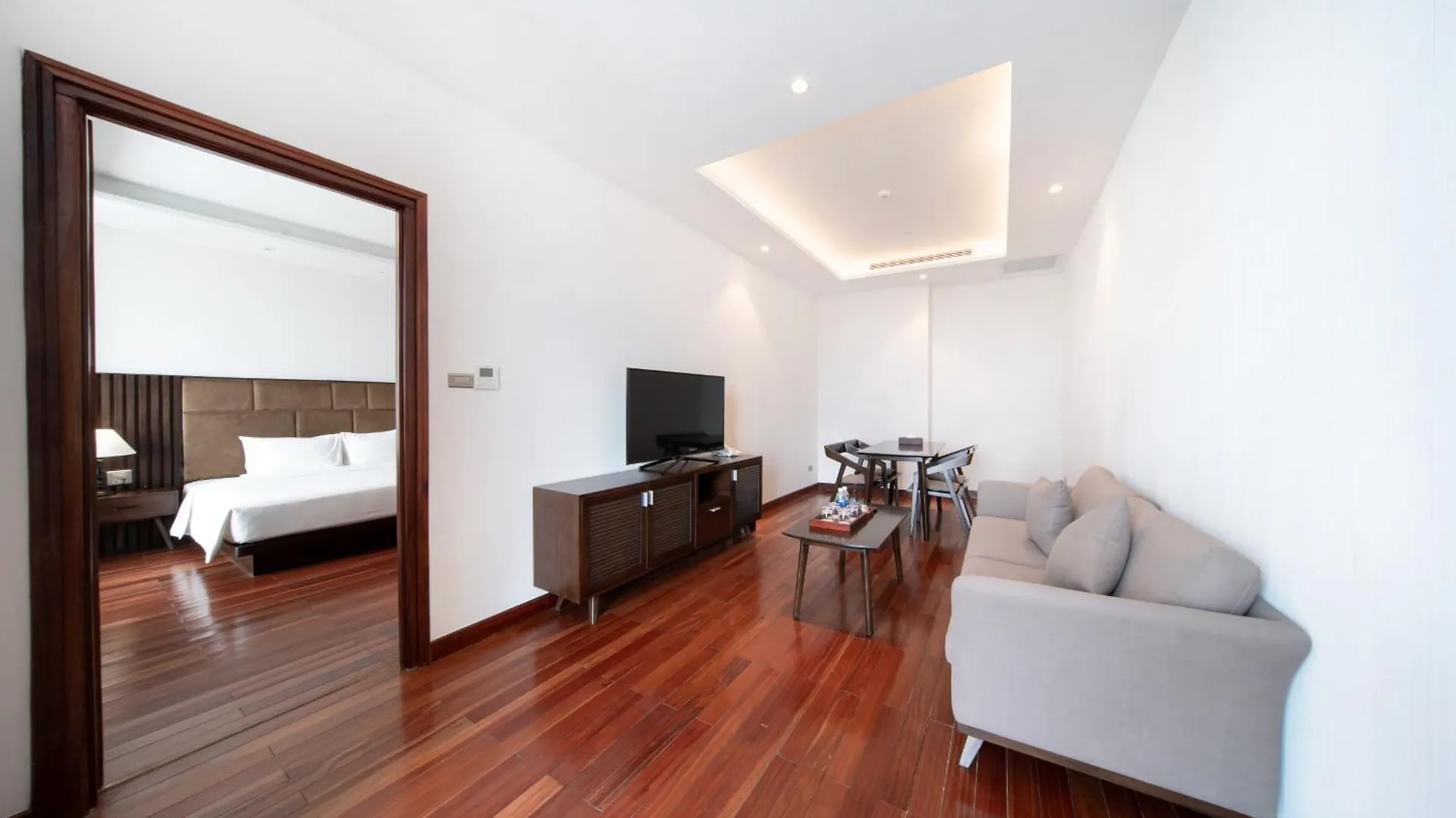 Green Beach Hotel Nha Trang