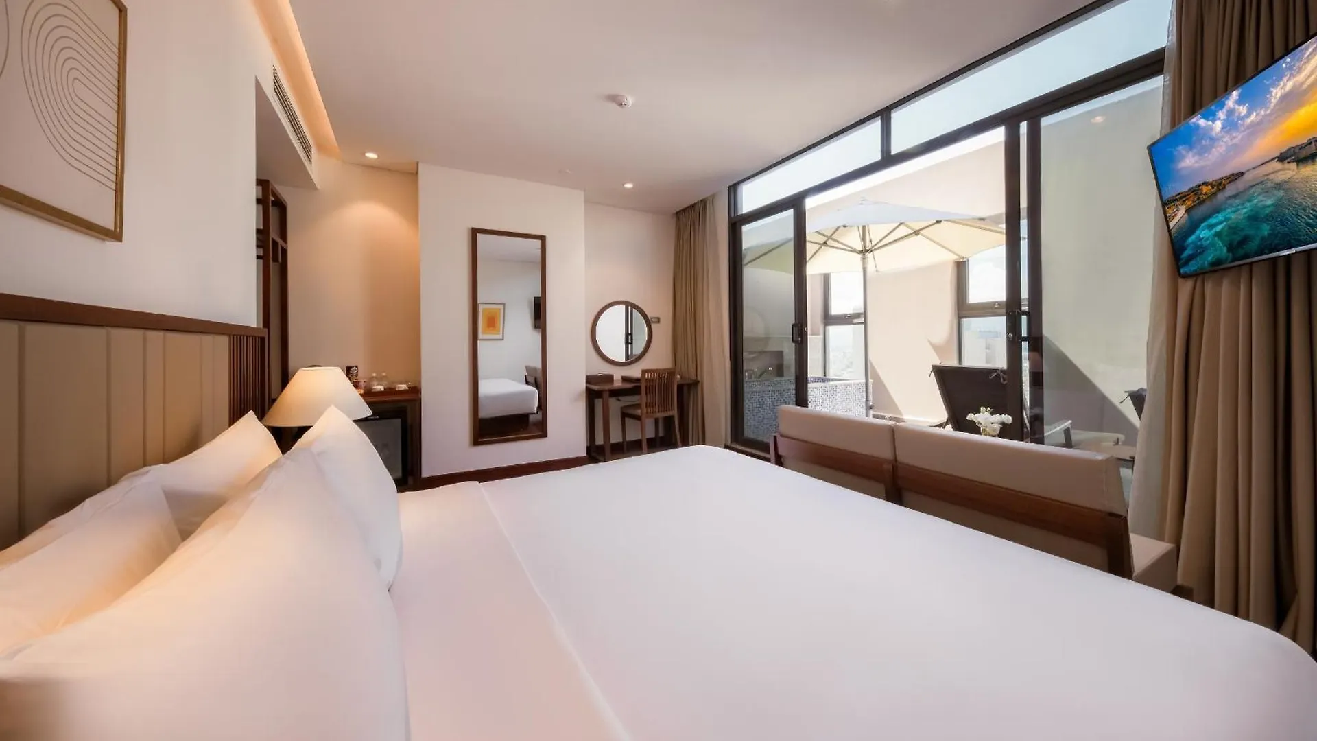 Green Beach Hotel Nha Trang