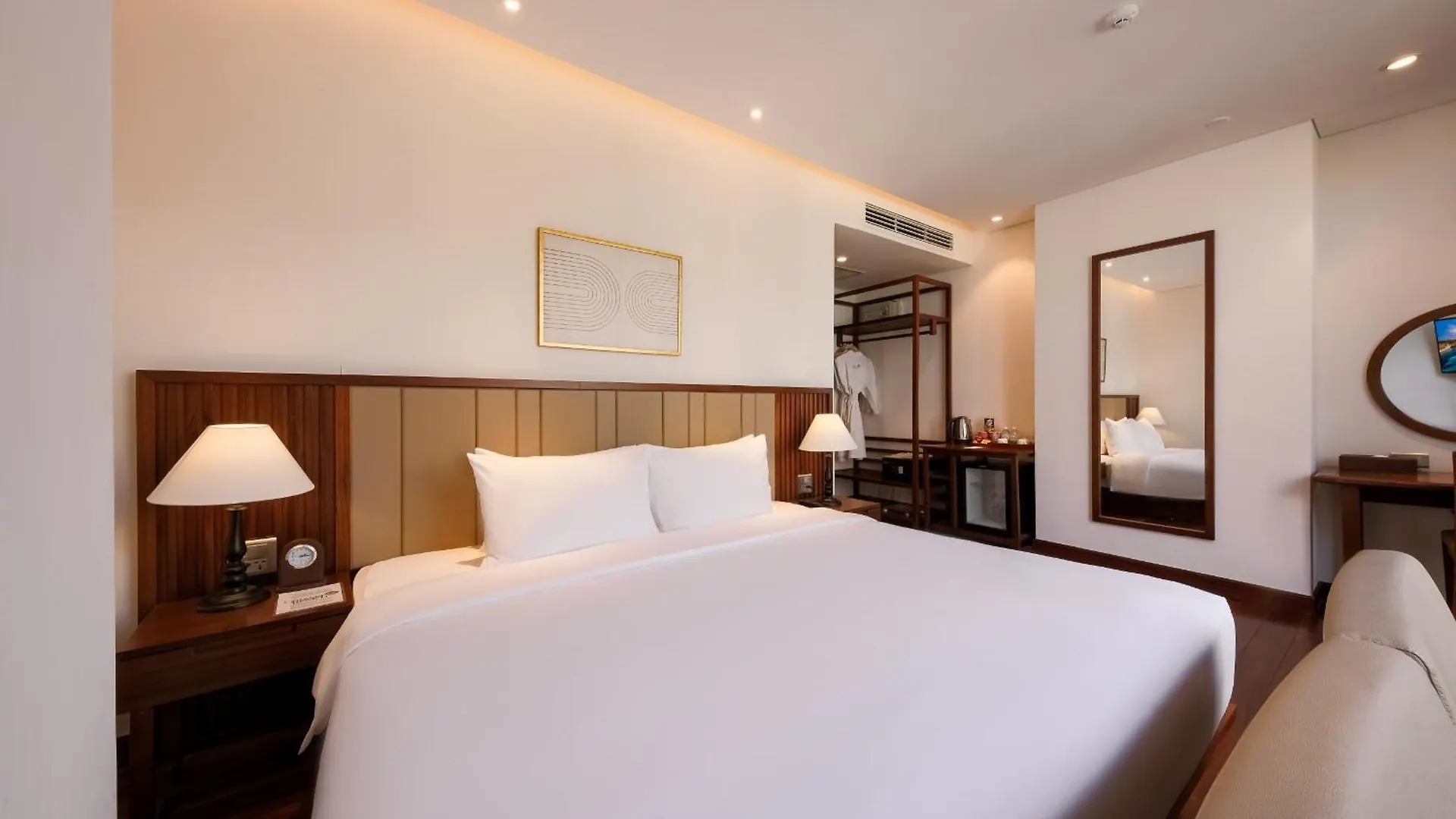 Green Beach Hotel Nha Trang