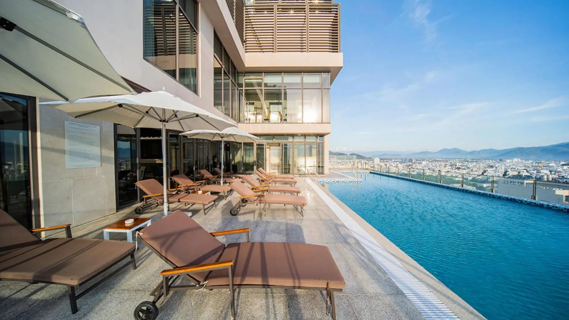 Green Beach Hotel Nha Trang 5*,  Vietnam