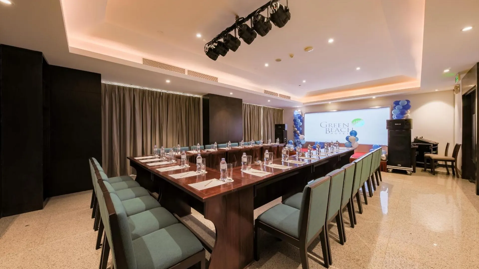 Green Beach Hotel Nha Trang