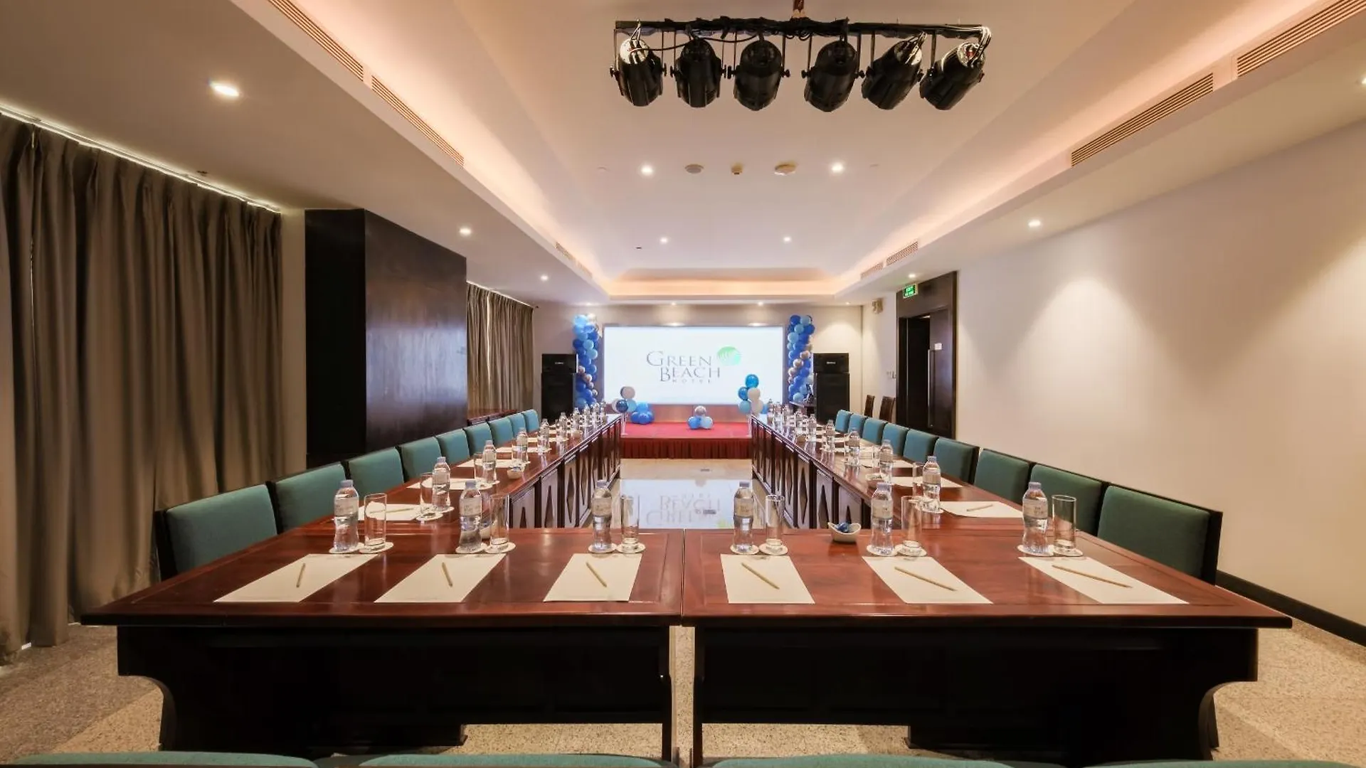 Green Beach Hotel Nha Trang