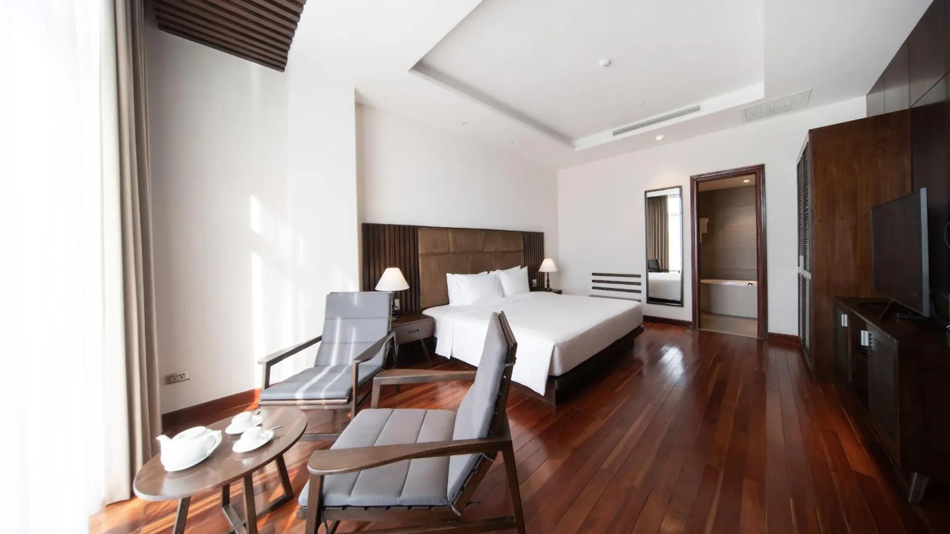 Green Beach Hotel Nha Trang 5*,  Vietnam