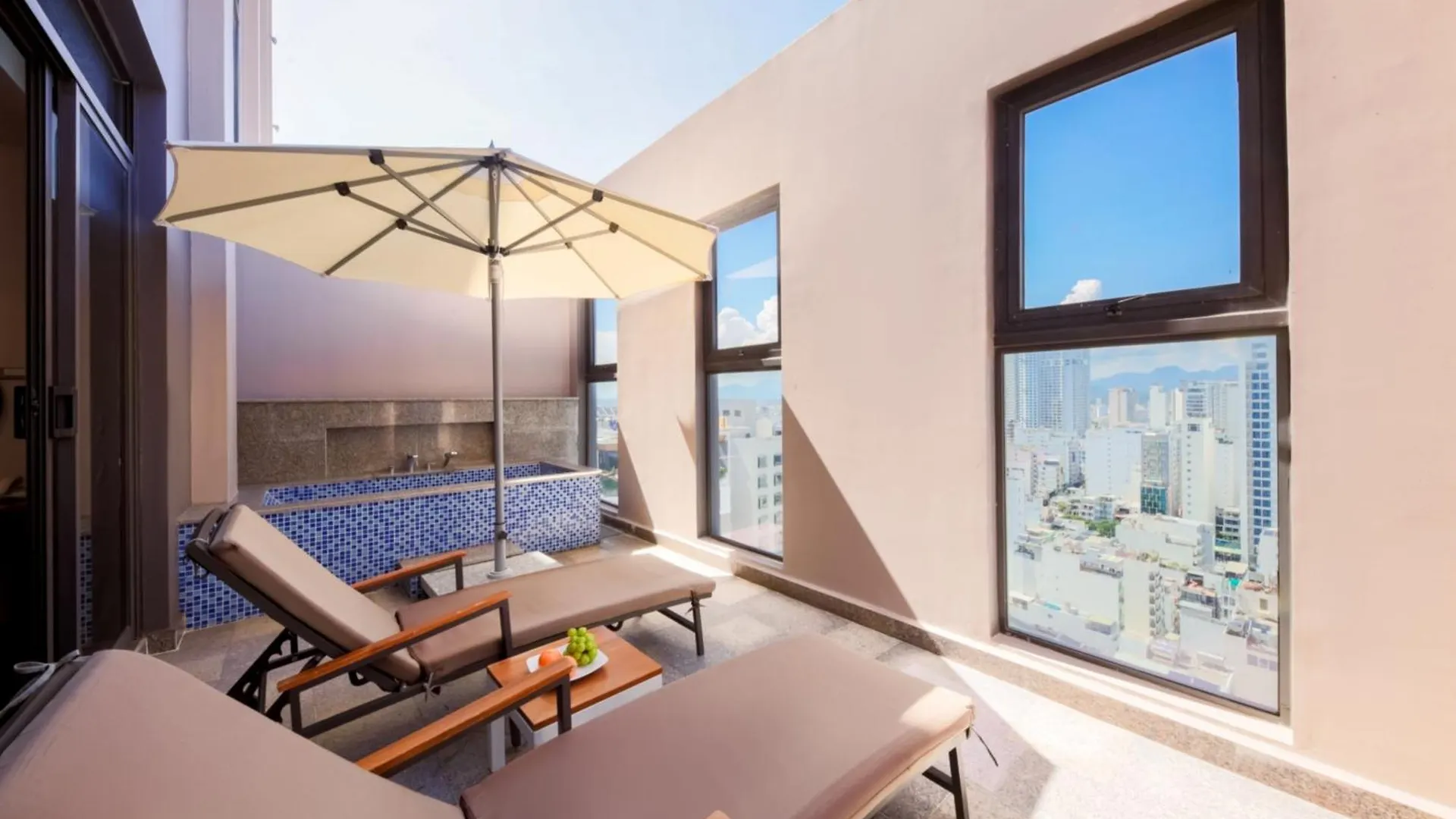 Green Beach Hotel 나트랑 5*,