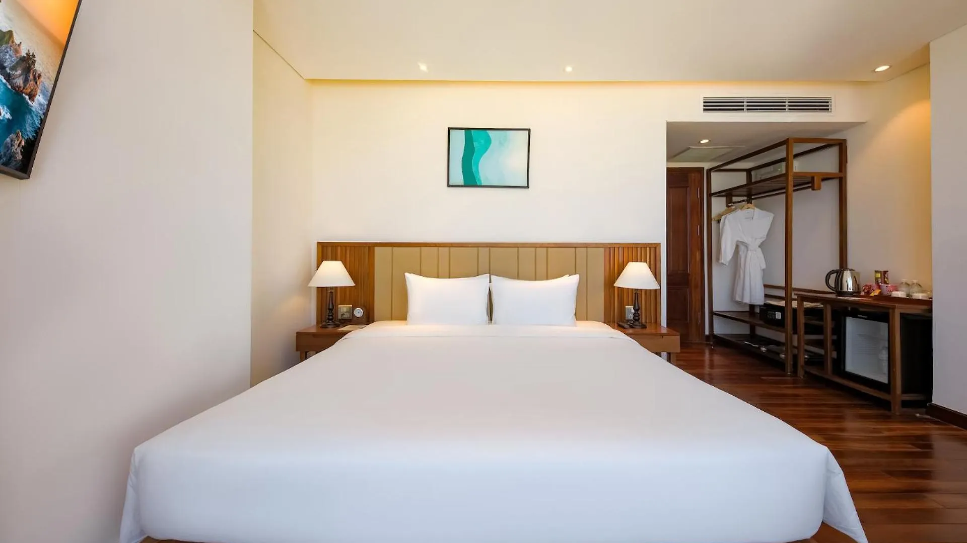 Green Beach Hotel Nha Trang