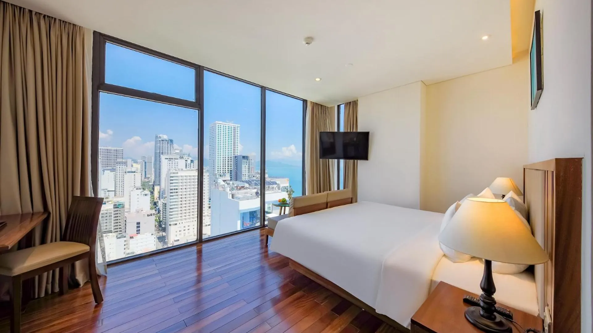 Green Beach Hotel Nha Trang