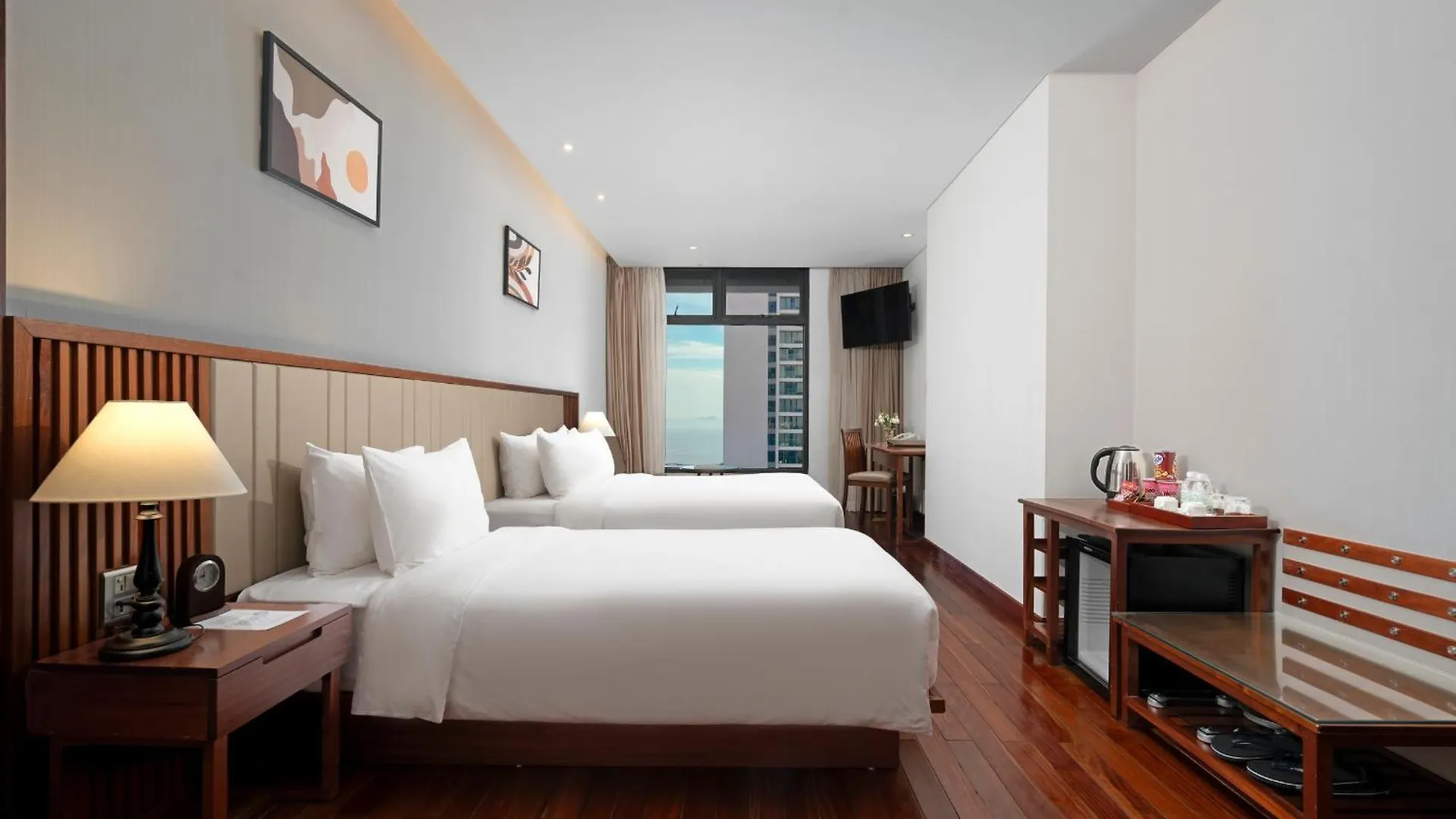 Green Beach Hotel Nha Trang 5*,