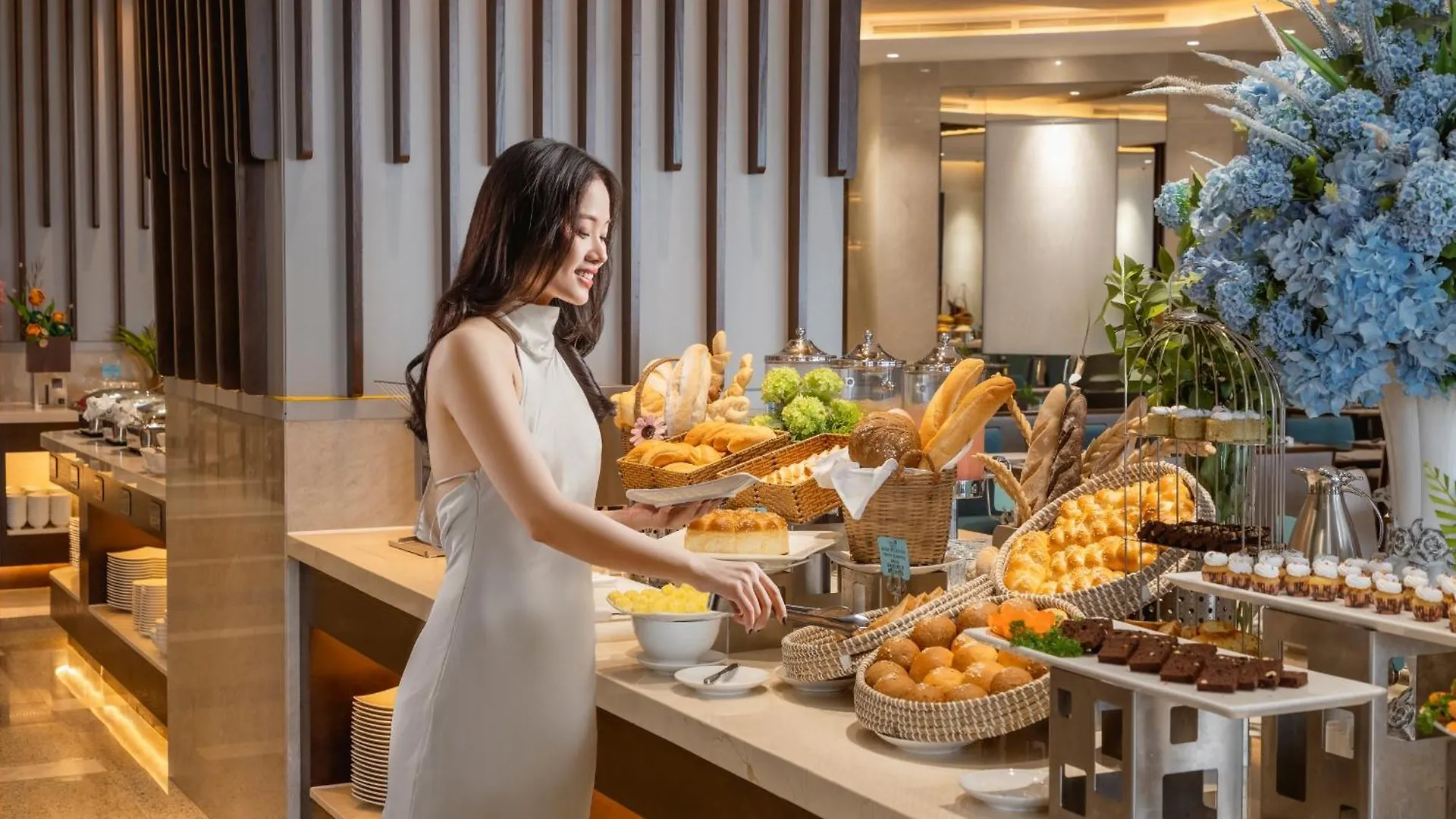 Green Beach Hotel Nha Trang 5*,