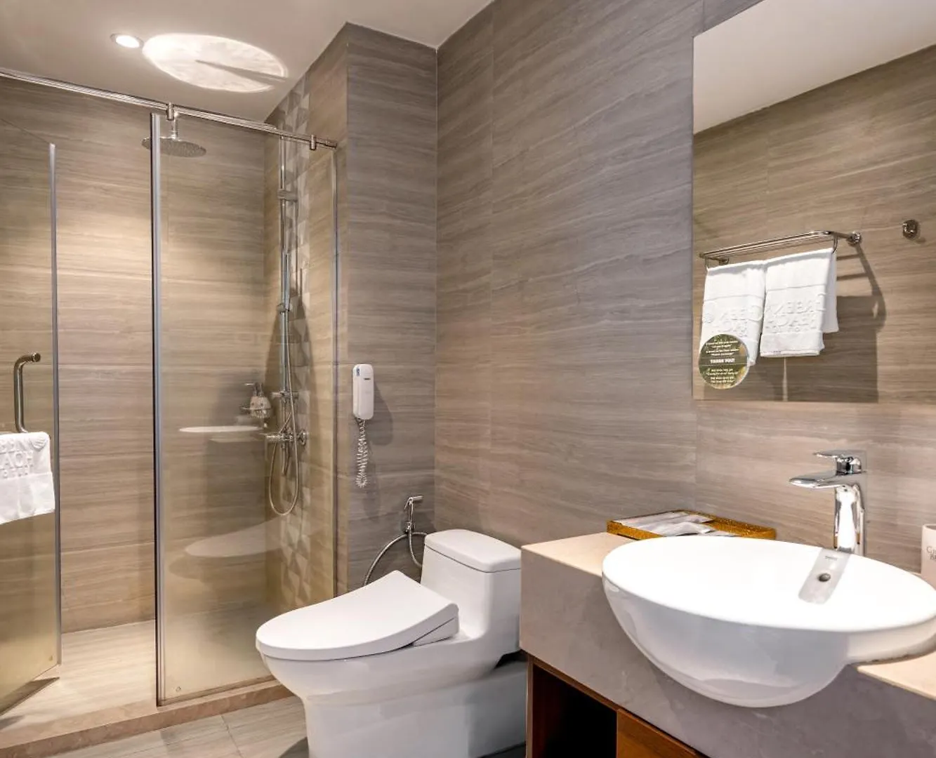 Green Beach Hotel Nha Trang